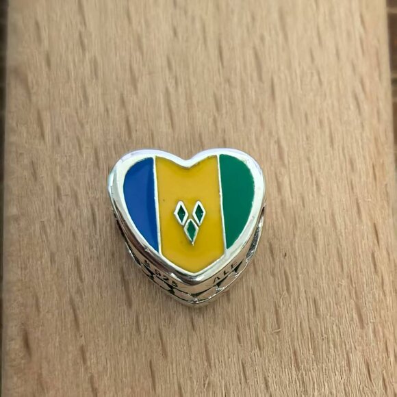 Pandora I love Saint Vincent and the Grenadines Exclusive Charm, S925 Silver - Picture 1 of 4